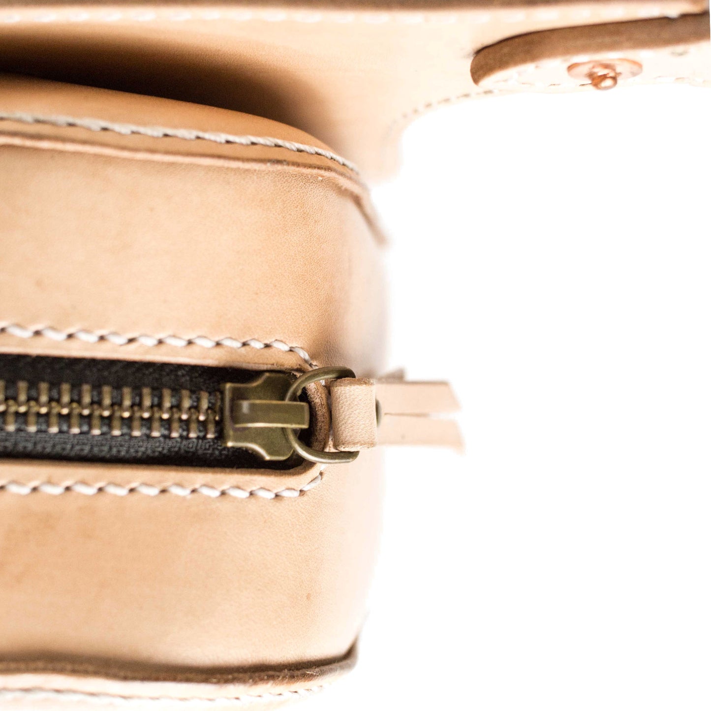 MIHARA WAIST BAG NATURAL