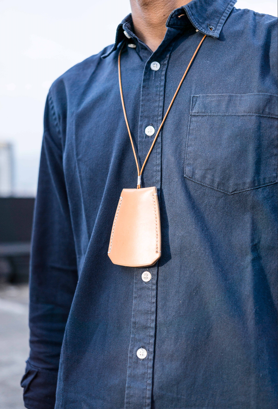 ROPU NECKLACE KEYRING NATURAL