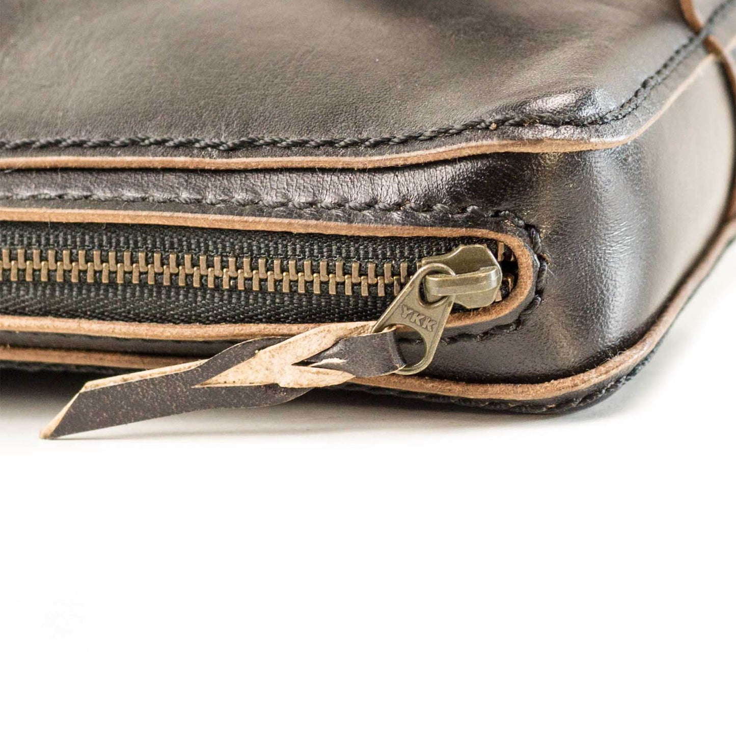 POCHETTE BENTENYAMA II NOIRE